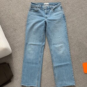 Abercrombie & Fitch The Baggy Low Rise Jeans